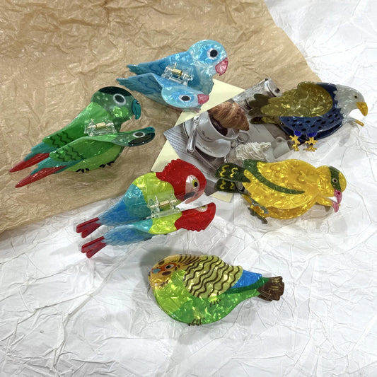 Parrot Hair Claw Clip